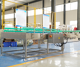 潤滑油灌裝機上桶平臺，自動供瓶機客戶現(xiàn)場視頻